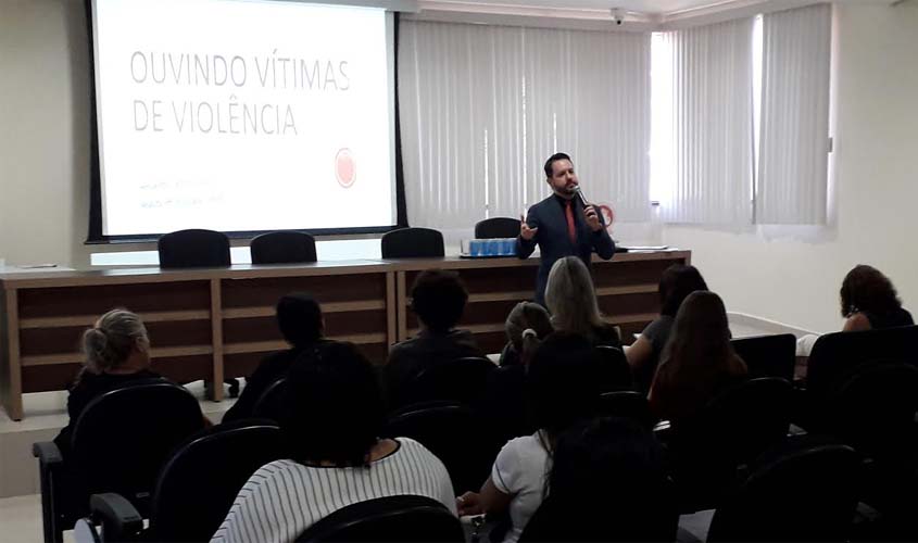 MP se reúne com representantes de órgãos em Jaru para evitar revitimização de crianças vítimas de violência