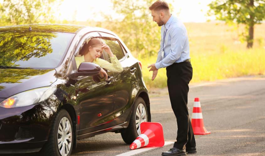 Conheça os diferentes tipos de multas e como funcionam