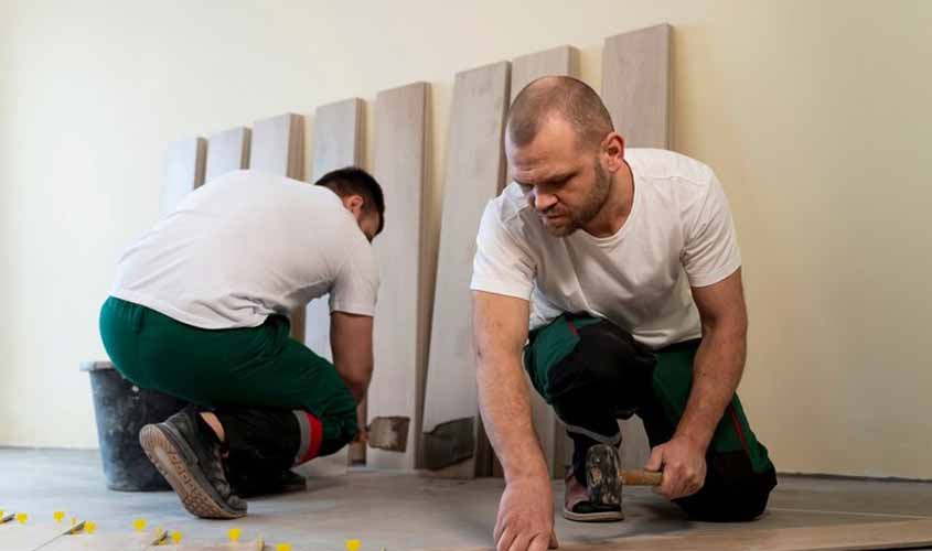Instalação e manutenção de assoalhos, tacos e decks: Dicas e cuidados especiais