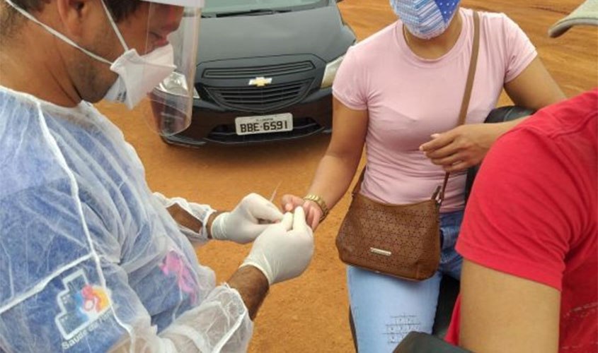 Drive-thru no distrito de Extrema realiza 200 testes rápidos