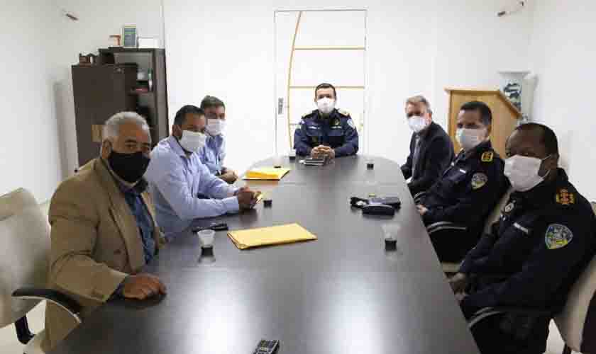 Comando da PMRO debate segurança pública na região de Corumbiara