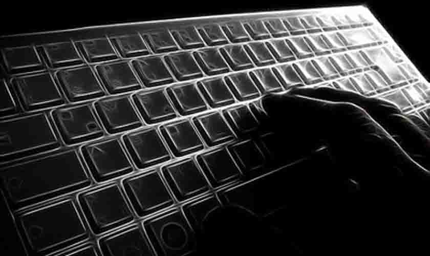 Após denúncia do MPF, neonazista torna-se réu por publicações na internet