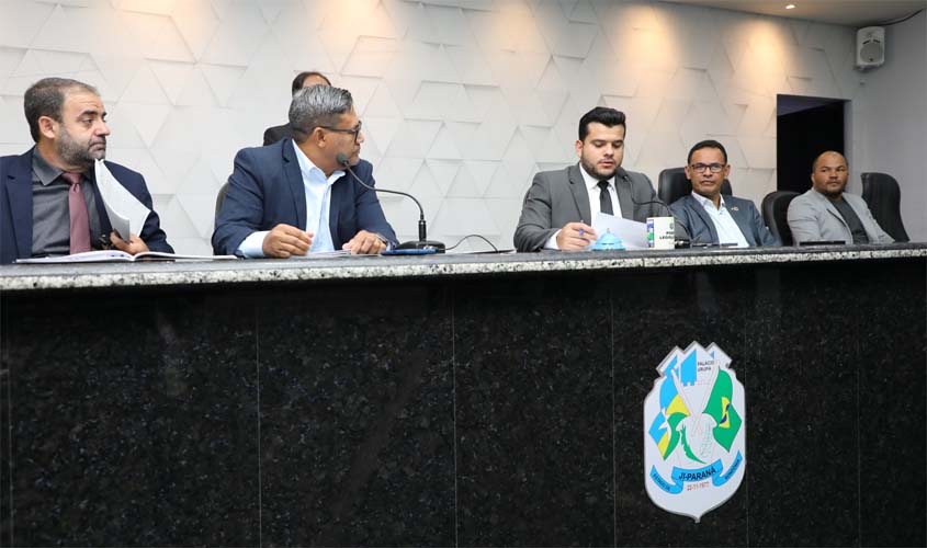 Câmara aprova projeto sobre o autismo, como garantiu o presidente Welinton Goes, e superintendente cita ausência da OAB