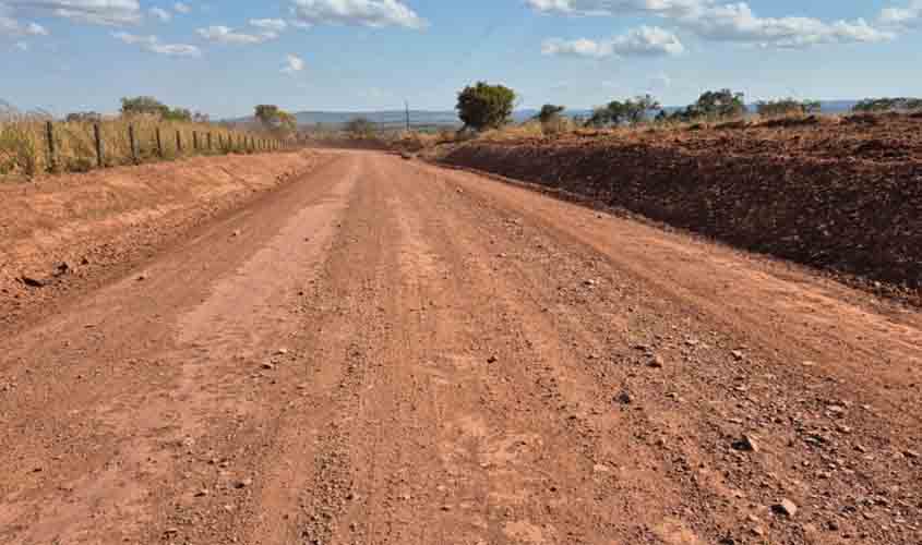 Rodovia-135 é patrolada, facilitando acesso e fortalecendo a economia local