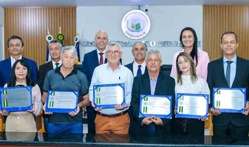 Deputado Ismael Crispin entrega Títulos Honoríficos a figuras ilustres de Espigão do Oeste