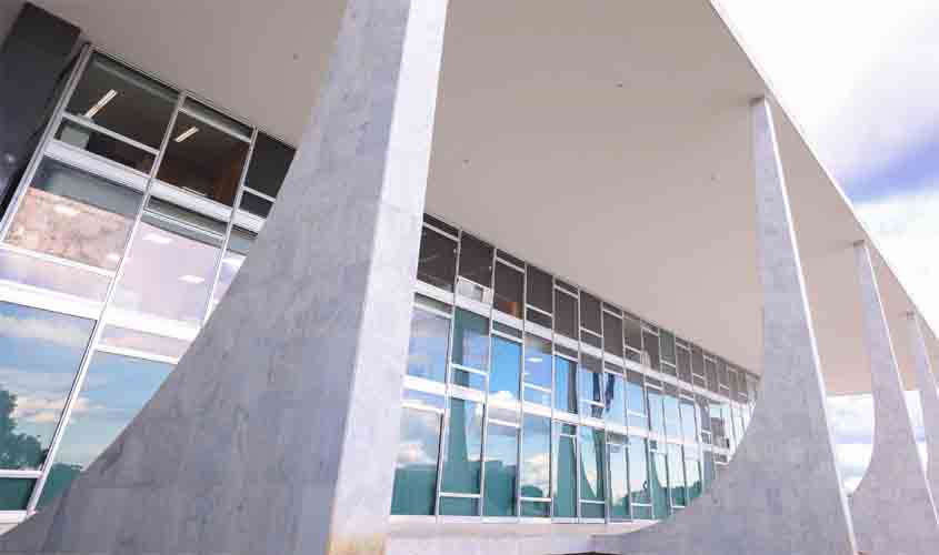 STF cassa decisão de juiz que condenou União a indenizar ex-deputado por bloqueio de redes sociais