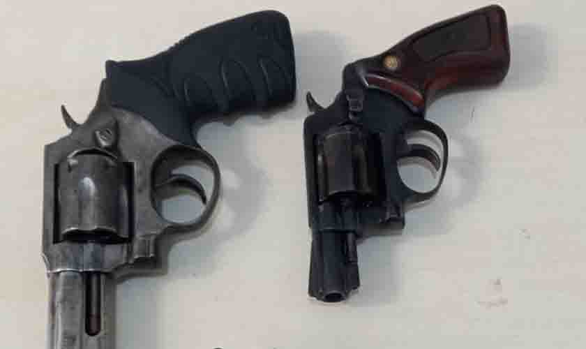 Polícia Militar apreende munições e duas armas de fogo após abordagem de rotina em Jaru