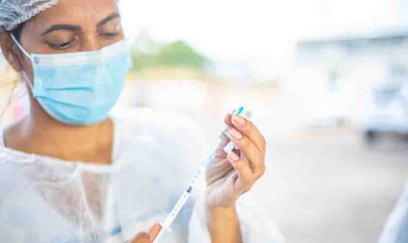 Balanço semanal de vacinas Covid-19