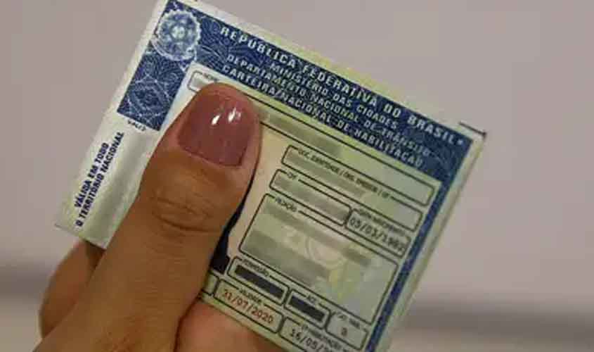 Governo estuda fim da obrigatoriedade de autoescola para tirar CNH