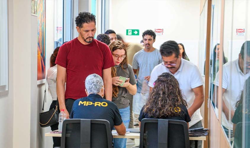 Empro realiza prova para pós em Ministério Público