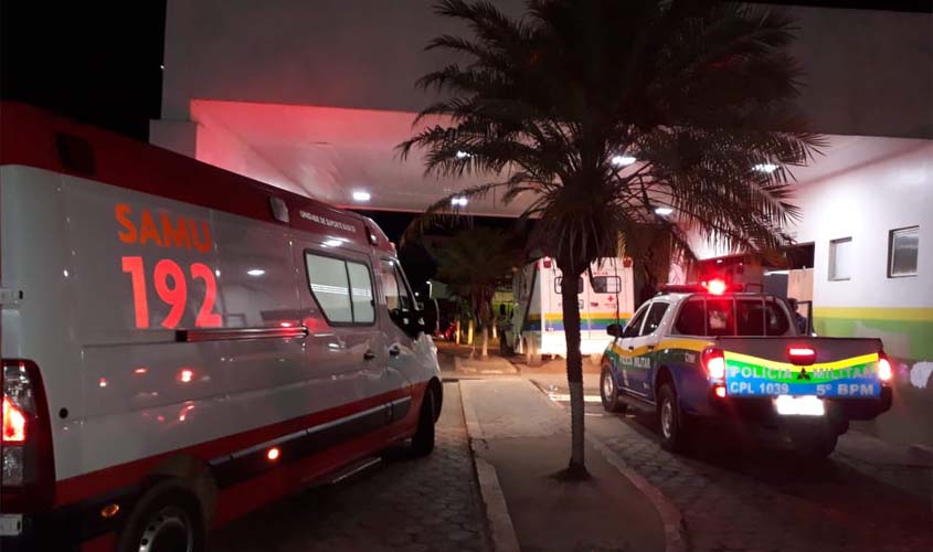 Motivado por ciúmes, homem tenta matar outro com várias facadas na capital