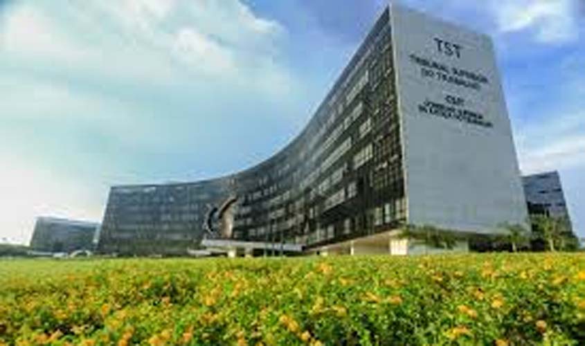 TST considera nulas dispensas que não seguiram regulamento de rede de supermercados