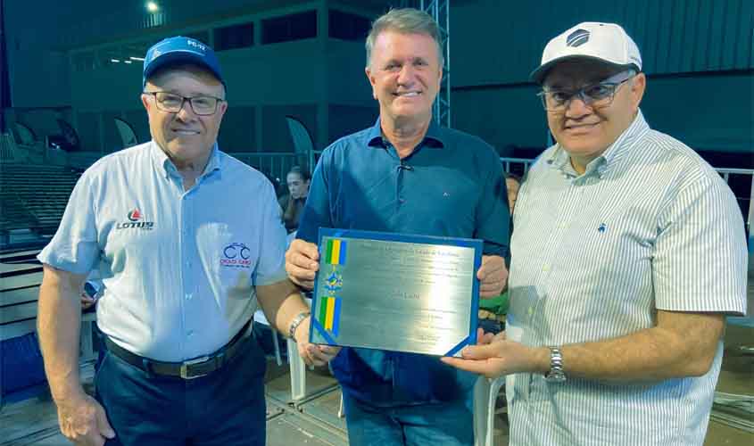 Luizinho Goebel homenageia Ciclo Cairu pelos 40 anos de contribuição ao desenvolvimento de Rondônia