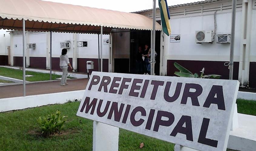 Prefeitura repudia atos praticados pelos vereadores Lauro e Morari