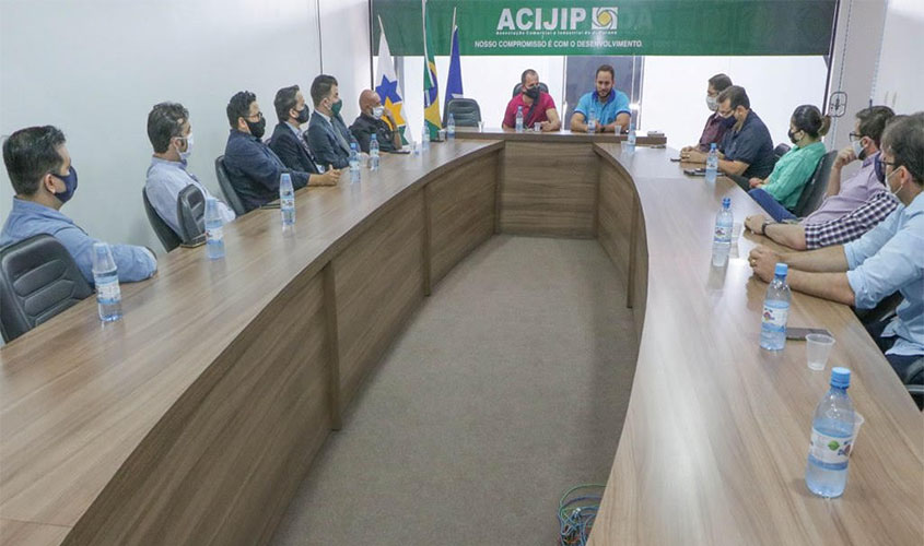 Acijip e CDL empenham apoio a Affonso Cândido  