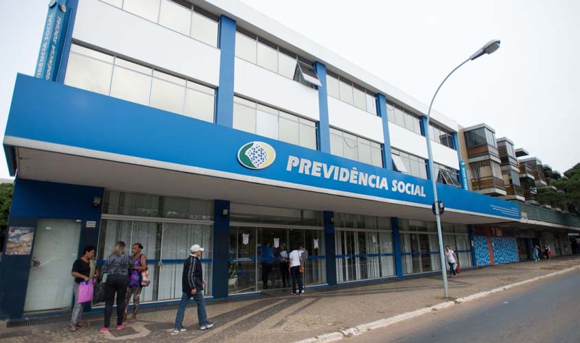 Prova de vida de servidores aposentados é suspensa até 31 de outubro