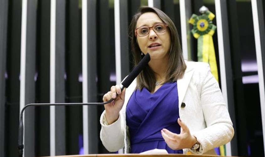 Lei de importunação sexual completa 2 anos; mas registro de casos ainda é feito em lei do século passado que não prevê prisão de criminosos