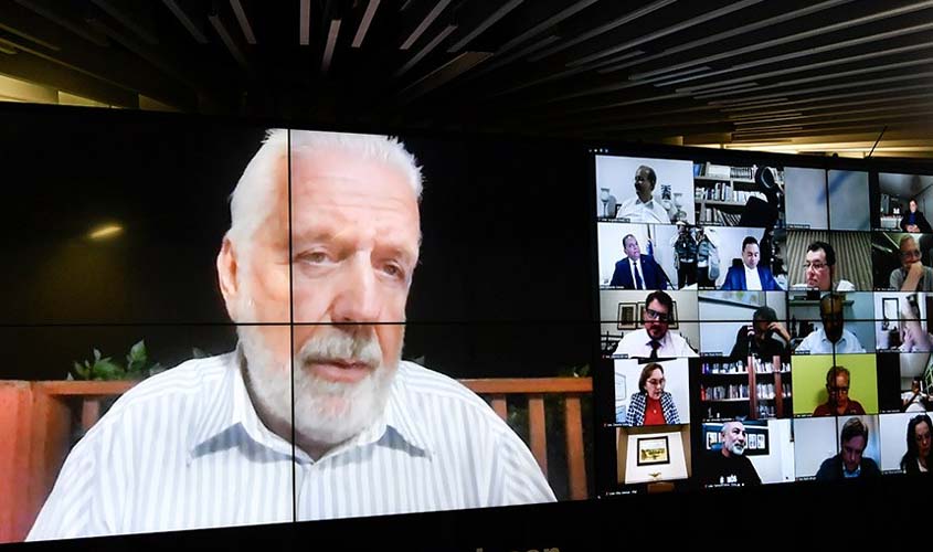 Senadores reagem com projeto e ação no STF para proteger manguezais e restingas  