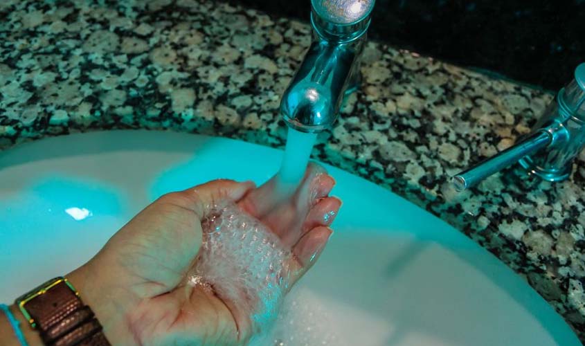 Especialista alerta sobre consequências dos raios ultravioleta e orienta quanto aos cuidados com a pele