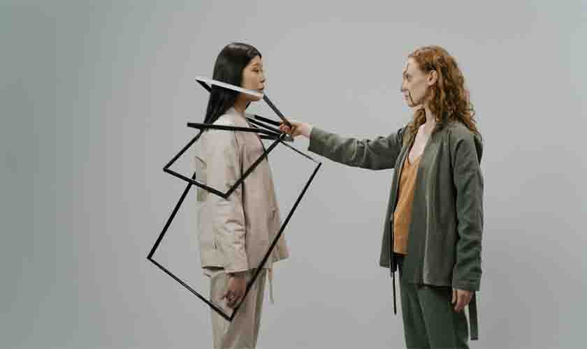 Verde acinzentado: sucesso de 2021 que ainda vai render bons looks