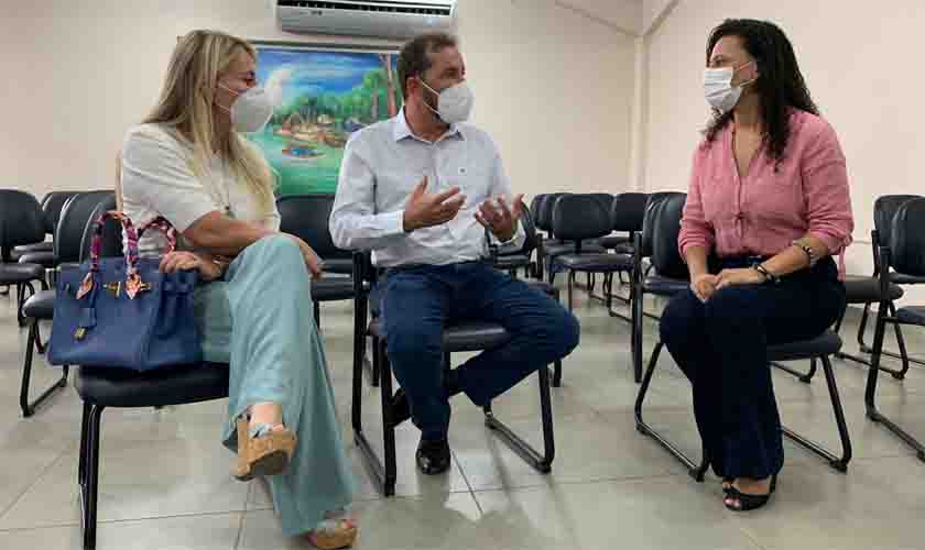 Primeira – dama busca parcerias para ampliar atuação na gestão Hildon Chaves