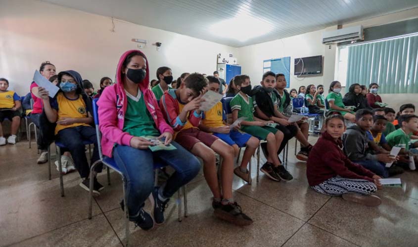 Palestras sobre cuidados com animais encerra campanha Setembro Pet