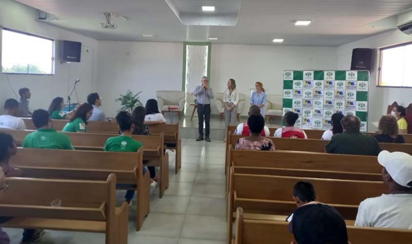 Reunião apresenta prestação de contas parcial da parceria Adra e Prefeitura