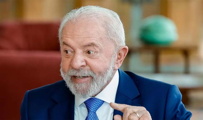 Lula ganha destaque com Trump, IR avança e Centrão aguarda