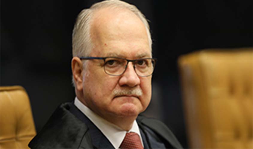 Pedido de impeachment contra ministro do Meio Ambiente é arquivado