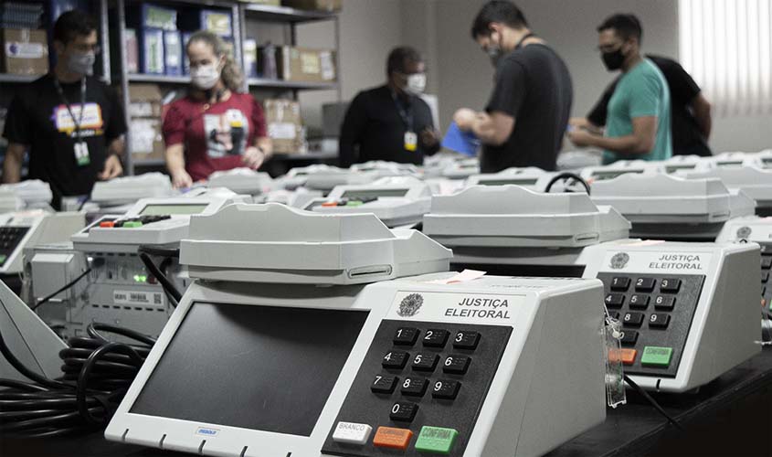 TRE-RO inicia geração de mídias, carga e lacração das urnas que serão utilizadas nas Eleições Municipais 2020