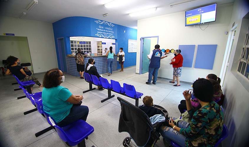 Senadores comemoram revogação de decreto sobre o SUS  