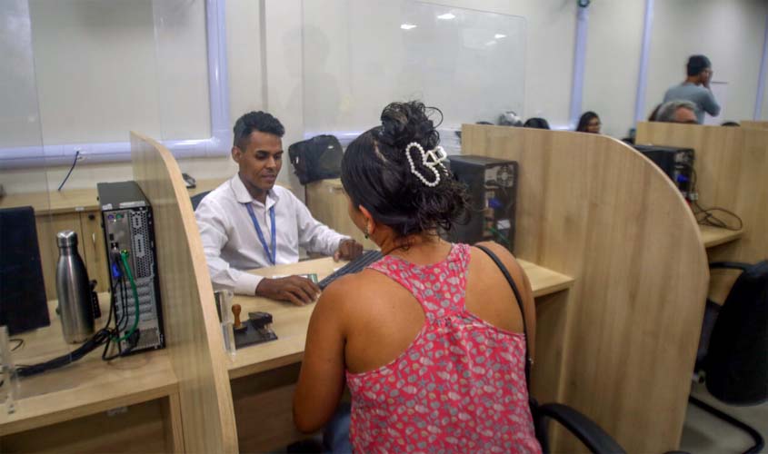 Governo de RO amplia empregos e contratações temporárias