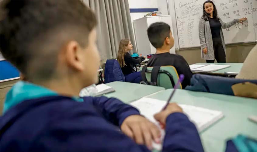 STF define prazo para piso do magistério a professores temporários