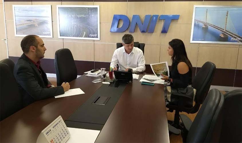Mariana Carvalho busca no Dnit, melhoria para BR que dá acesso a Guajará-Mirim e Nova Mamoré