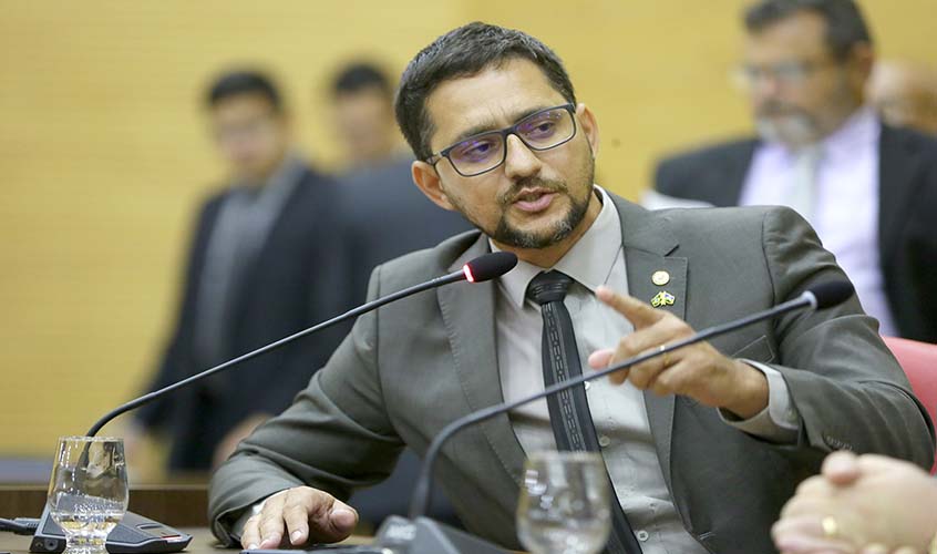 Anderson Pereira solicita informações de sistema que agiliza aposentadoria dos servidores públicos