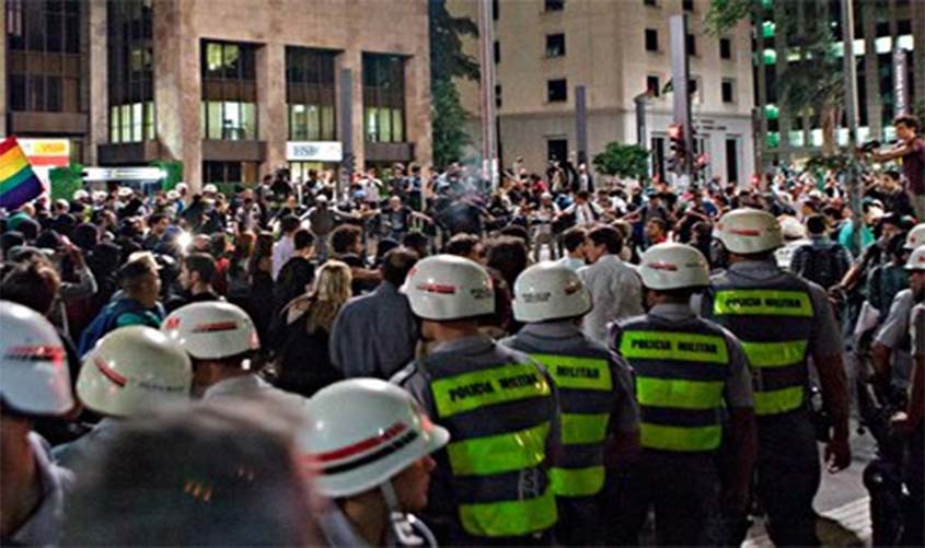 “Isentar forças policiais de responsabilidade penal representa grave retrocesso para a democracia”, afirmam ombudsman de mais de 20 países