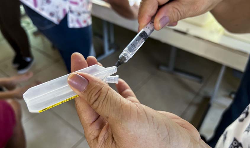 Moradores do Orgulho do Madeira recebem serviços de imunização