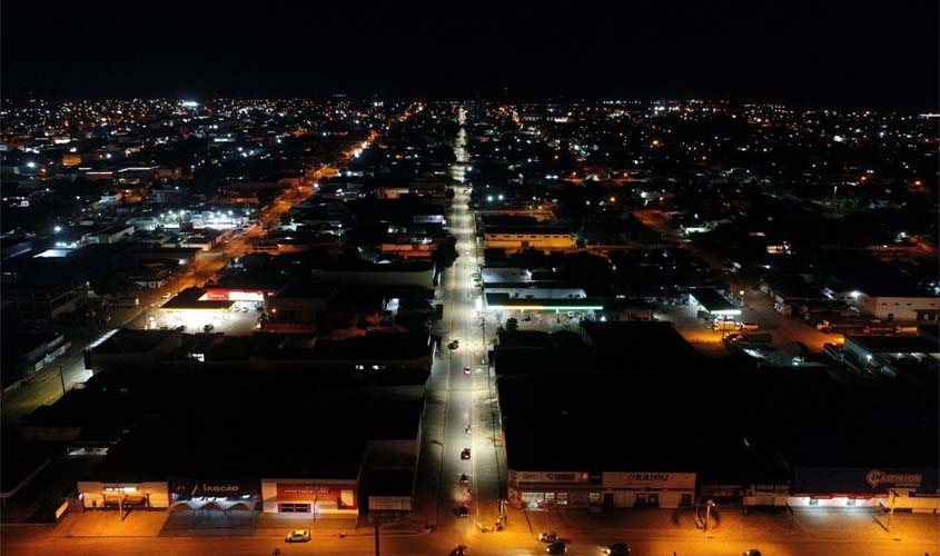 Novas ruas recebem a instalação de lâmpadas de LED