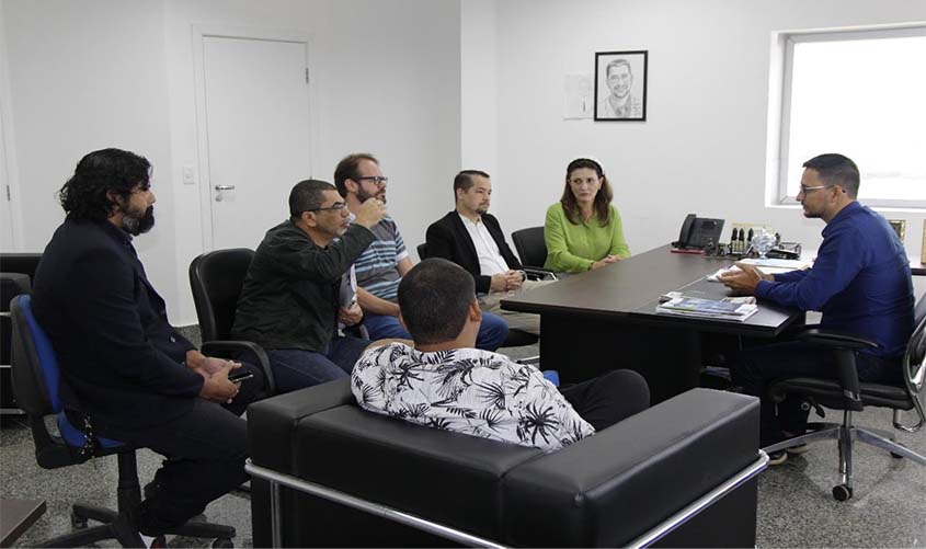 Deputado Anderson Pereira recebe representantes do SINJUR e propõe audiência pública para discutir projeto da reforma da previdência em Rondônia