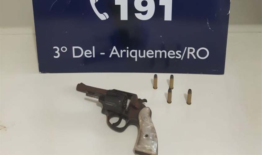 PRF prende homem com problemas psiquiátricos portando arma de fogo