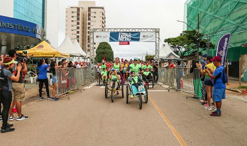 Celebrando 41 anos, MPRO reúne atletas profissionais e amadores em corrida social na Capital