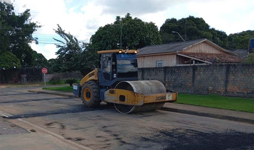 Prefeitura intensifica recuperação de ruas