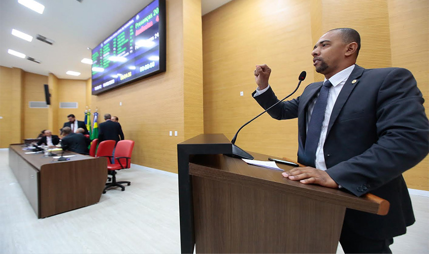 Deputado quer a realização de testes e informações sobre equipamentos e leitos