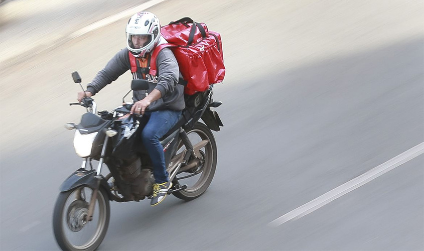Coronavírus: trabalho expõe motociclistas a risco de contágio