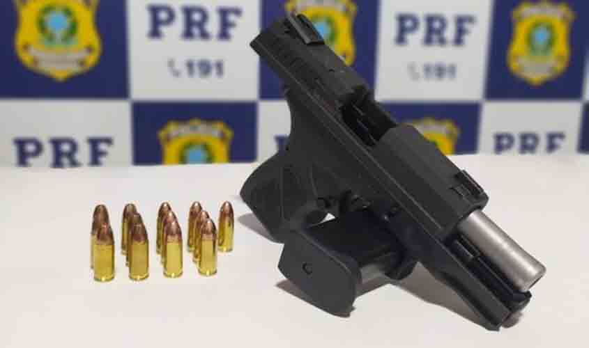 Em Ariquemes/RO, PRF detém homem por porte ilegal arma de fogo