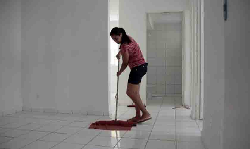 Medida provisória muda data do pagamento do salário do empregado doméstico