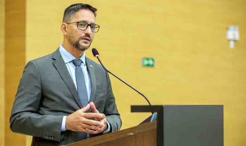 Assembleia Legislativa aprova Projeto de Lei do deputado Anderson que regulamenta profissão de bombeiro civil em Rondônia