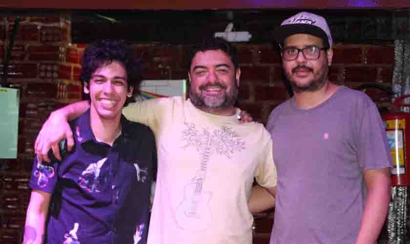 Hoje tem transmissão do jogo Flamengo e os especiais Cazuza e Barão Vermelho no Grego Original