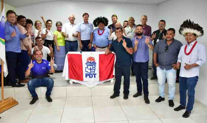 Almir Suruí anuncia pré-candidatura a deputado federal pelo PDT