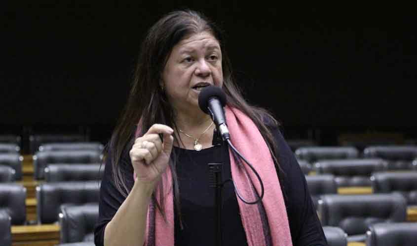 Comissão aprova projeto que cria o 'Pix Pensão' para facilitar pagamento de pensão alimentícia